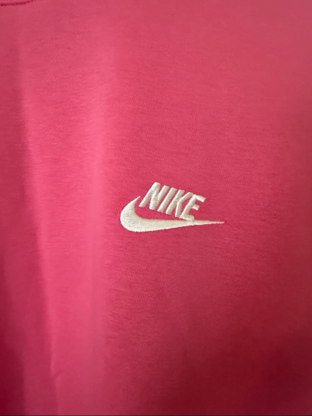 Nike Men’s Hot Pink Crewneck Sweatshirt - Picture 2 of 4